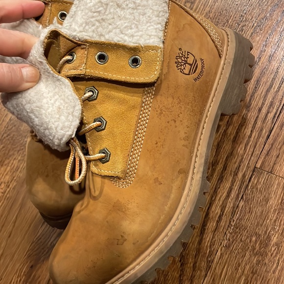 TIMBERLAND® WATERPROOF women’s teddy fleece fold down BOOTS size 7 - Picture 10 of 11